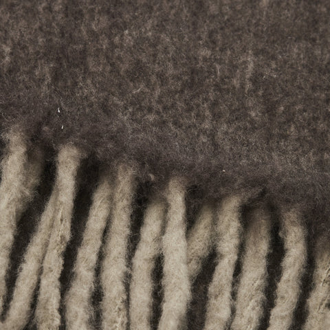 Essia Plaid/Decke 170x130 cm. Braun