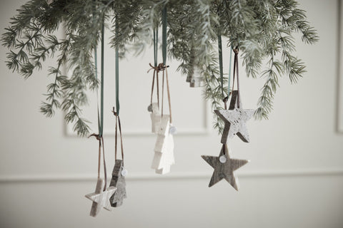 Elina ornament H1,5 cm. braun