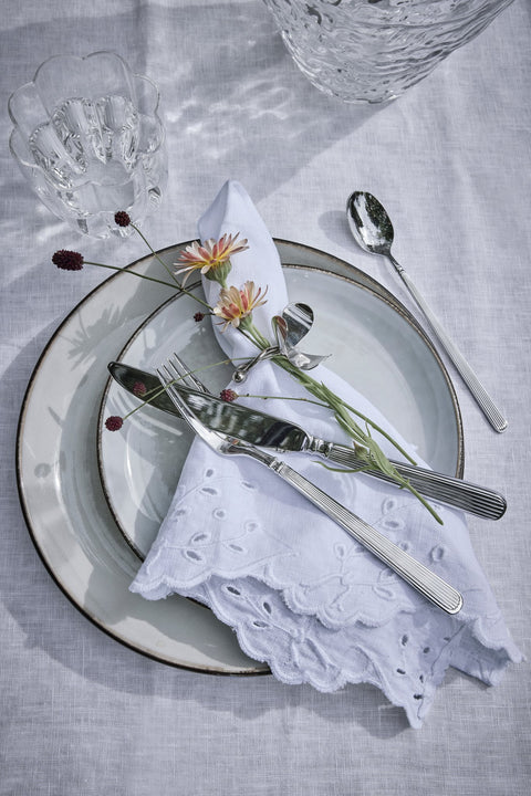 Anglaise-Serviette 45x45 cm. Weiß