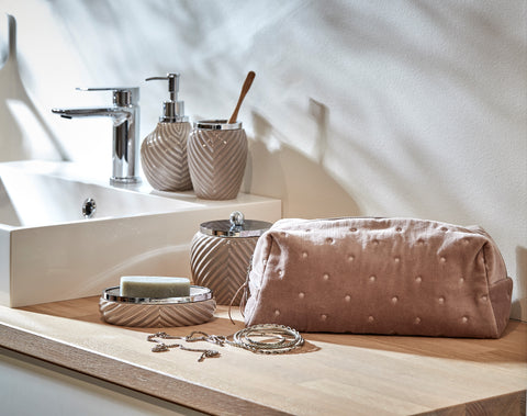 BATHROOM REFRESH