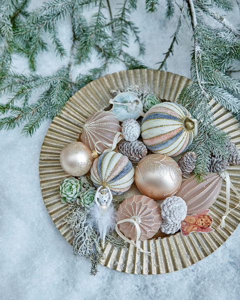 Die Rosatöne passen perfekt zu Ihrer Weihnachtsdekoration in traditionelleren Farben - Lene Bjerre