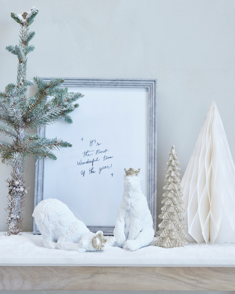 Weiße Weihnachten haben etwas Magisches. Hier haben wir unsere Auswahl an Weihnachtsdekorationen in Weiß - Lene Bjerre