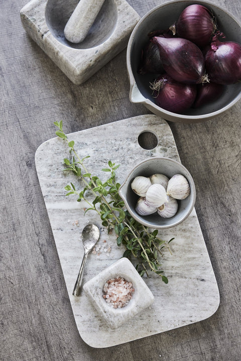 Elina Schneidebrett 30x20 cm. dunkelbeige Marmor