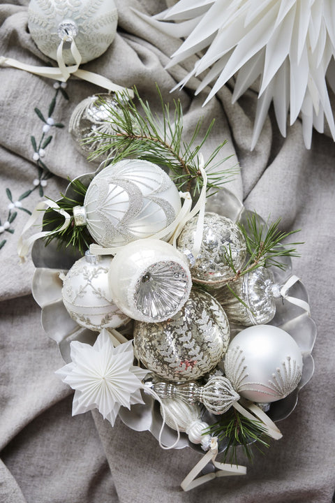 Perline ornament H11,5 cm. gebrochenes weiss