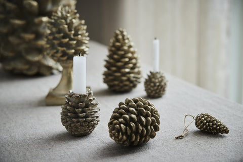 Serafina kerzenleuchter Tannenzapfen H10,2 cm hell gold