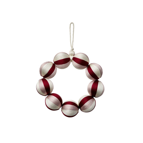 Agnia Kranz 27x27x8 cm.