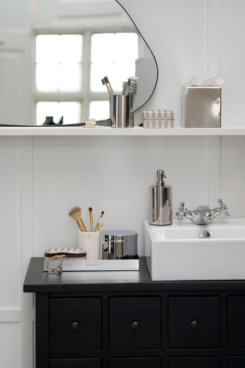 Ayille Schmuckkästchen 10x10x5 cm.