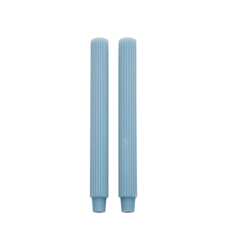 Ribbed Spitzkerz 25 cm. hellblau